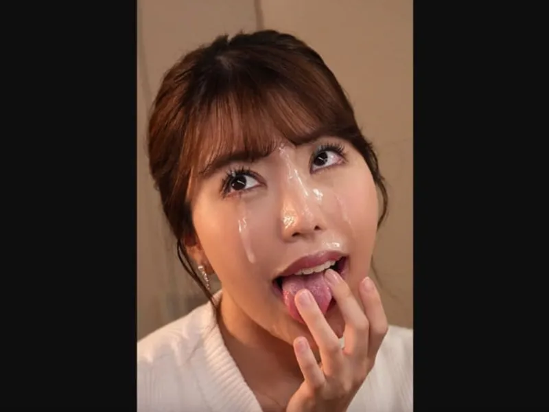 Nam sinh số hưởng được cô giáo dâm đãng mút cu